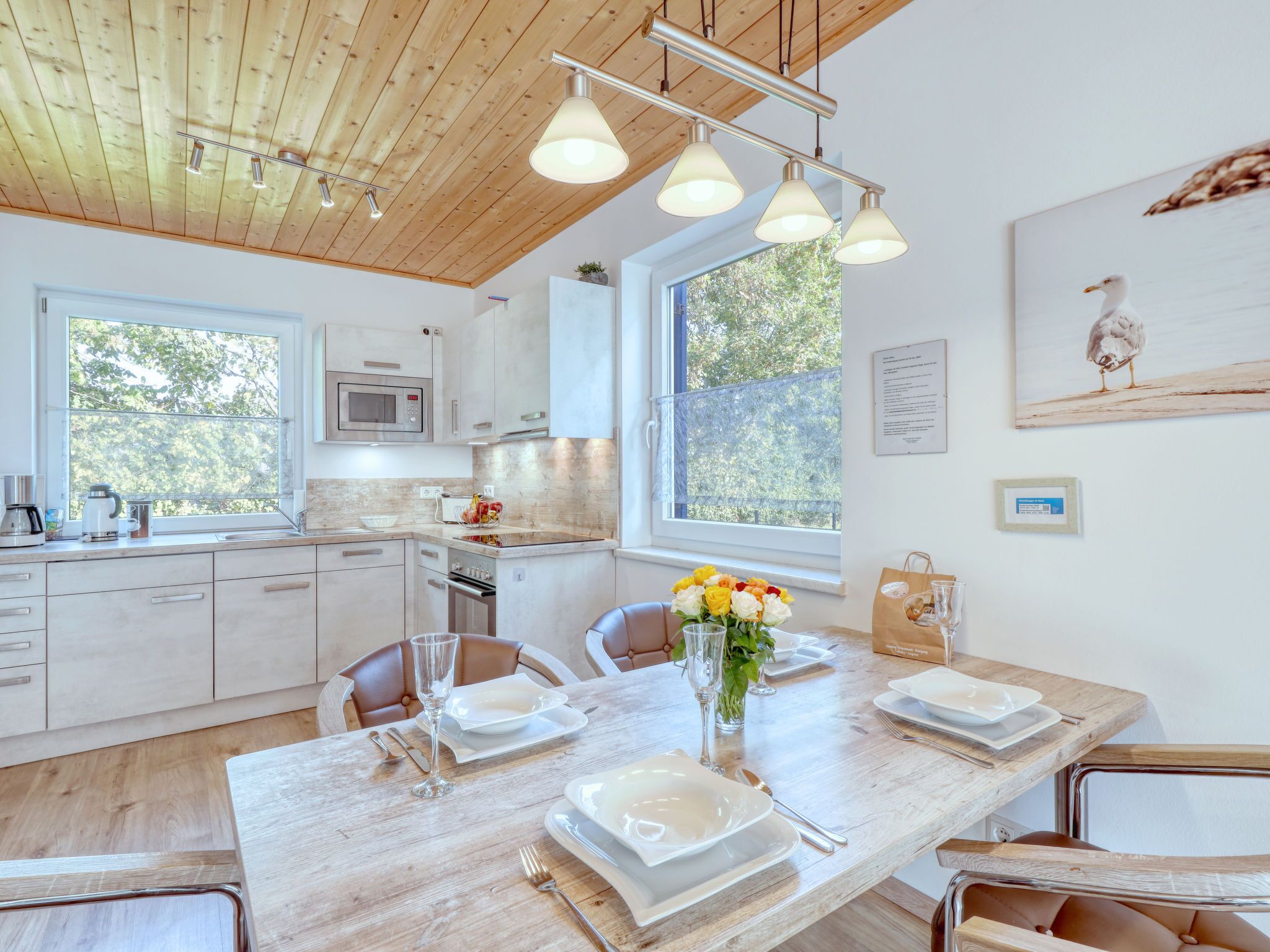 Kühlschrank, Mikrowelle, Ofen, Geschirrspüler