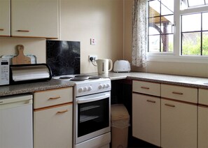 Fridge, oven, stovetop, toaster