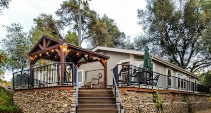 Dog-friendly home  nearby lake with deck, central AC, & washer/dryer