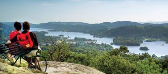 Lodge with one king-size double with TV.