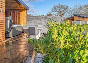 Unclassified image, 2 of 10, button