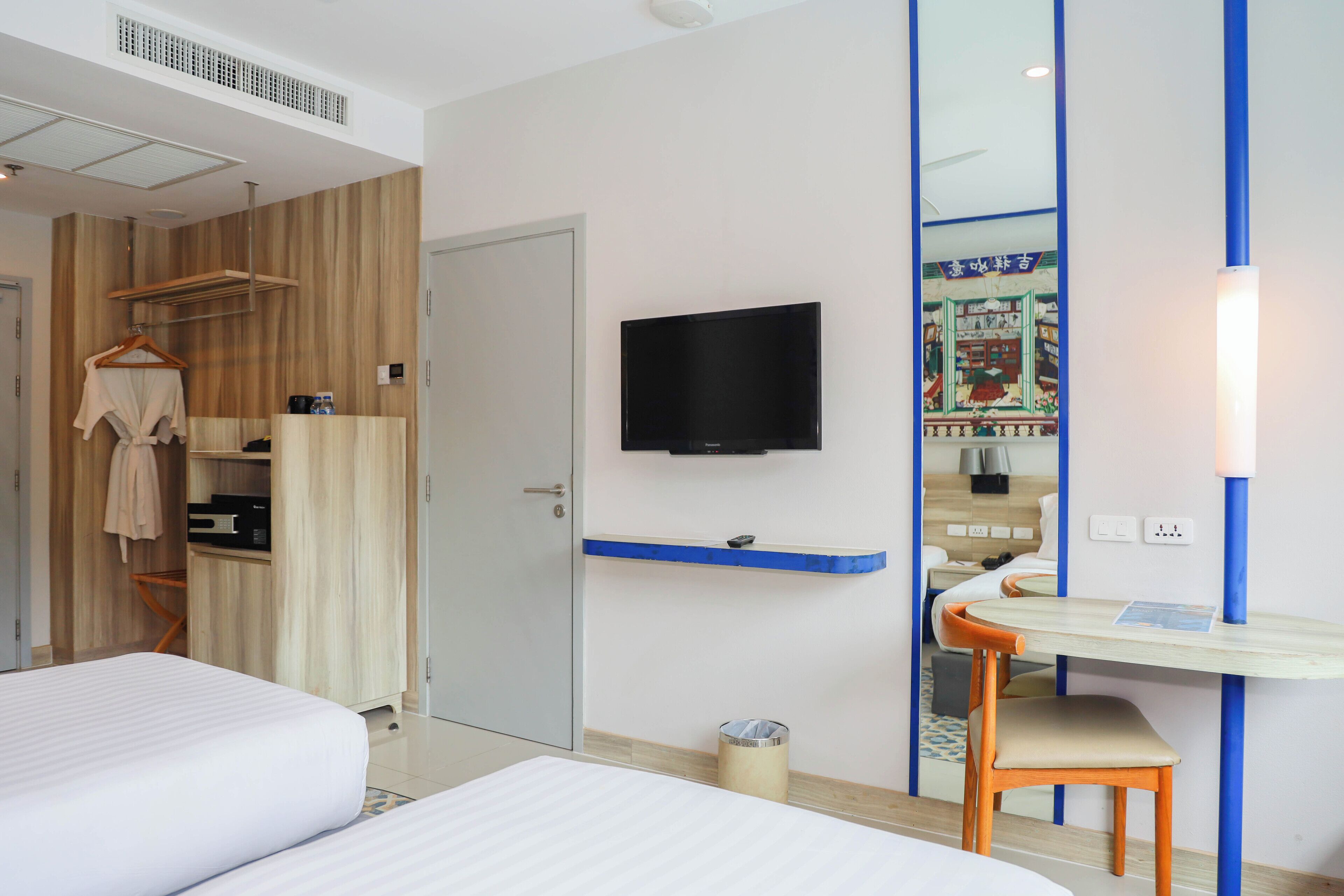 Room amenity