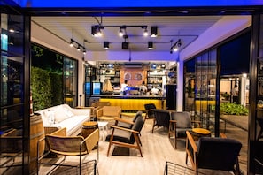 2 restaurants, lunch served - Holiday Style Ao Nang Beach Resort Krabi (Krabi)