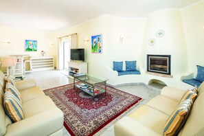 TV, fireplace, DVD player, stereo