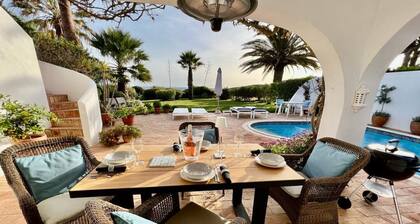 Casa Eureca - holiday villa with panoramic sea view and heatable pool