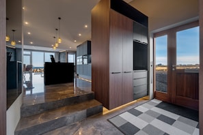 Deluxe Apartment | Living area