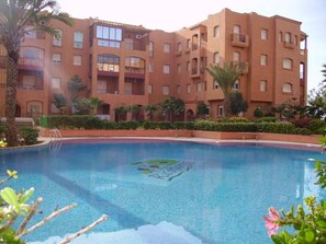Apartment | Pool