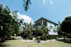 Fachada de la propiedad