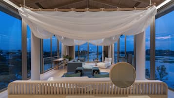 SALA Signature Villa 1 | 1 bedroom, hypo-allergenic bedding, down comforters, minibar