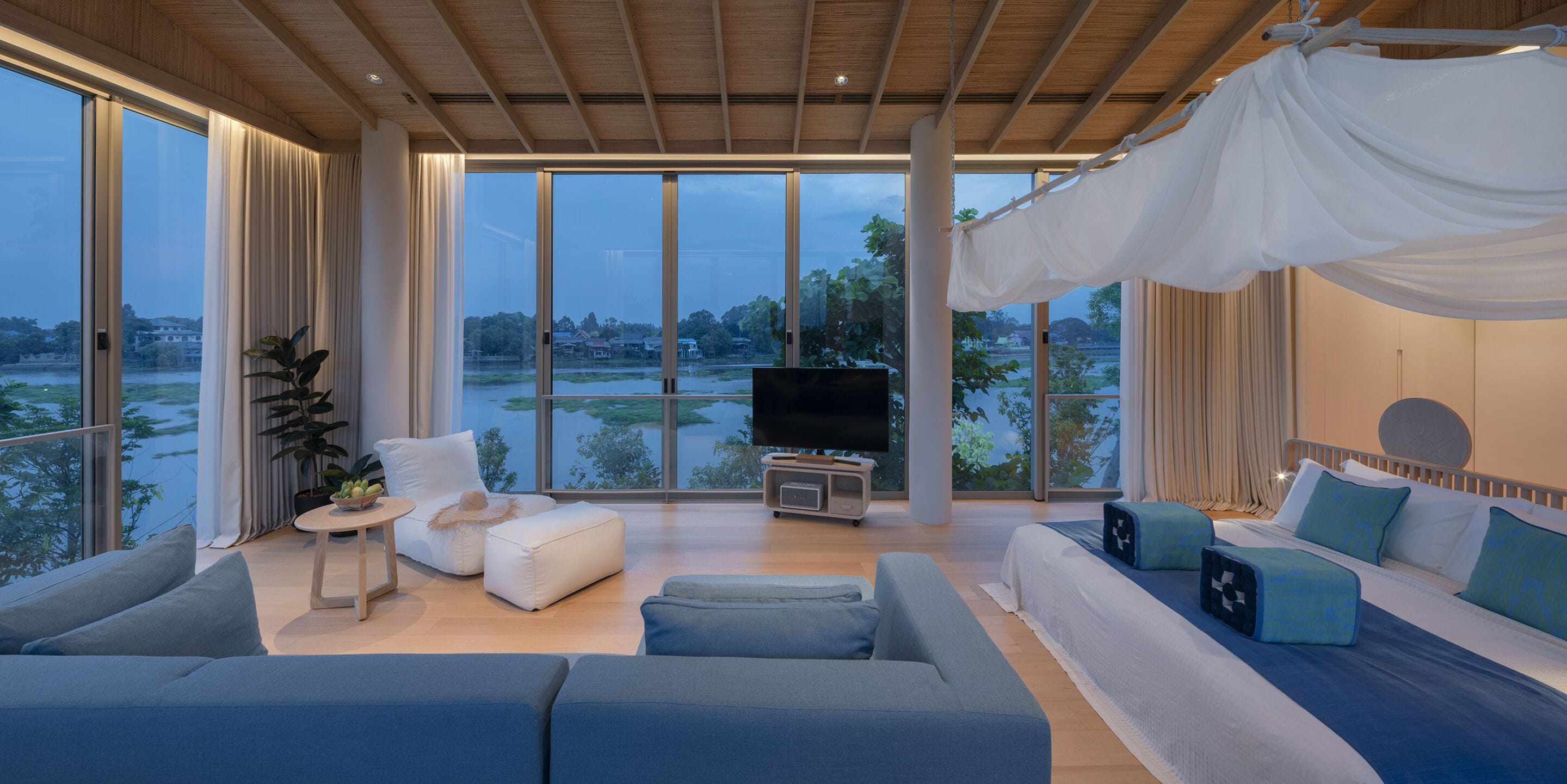 SALA Signature Villa 1 | Ropa de cama hipoalergénica, edredones de plumas, minibar y caja fuerte