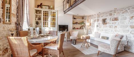 Luxury-Loft, mit Bad, Meerblick (Mouragia Loft) | Grundriss