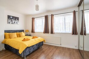 House | 2 bedrooms, free WiFi, bed sheets - Cosy House Near lea Hall Train Station bhx nec nia (Birmingham)