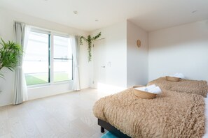 4 soveværelser, skrivebord, strygejern/strygebræt, gratis Wi-Fi