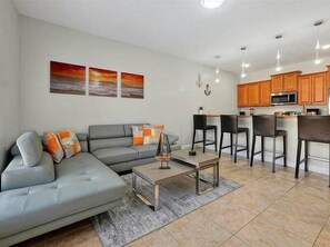 TV - 4BR Retreat 15min to Disney (Kissimmee)