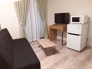 TV - West Building Bunk Bed x 2 3 people or more / Onomichi Hiroshima (Onomichi)