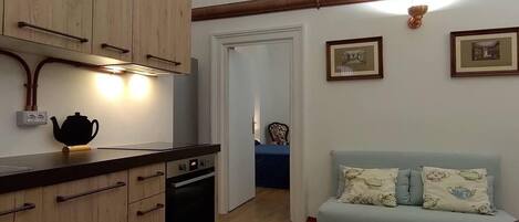 Casa | Cocina privada | Refrigerador, horno, parrilla de estufa y lavavajillas