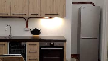 House | Private kitchen | Fridge, oven, stovetop, dishwasher