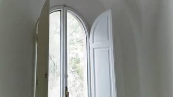 House | 2 bedrooms, free WiFi, bed sheets