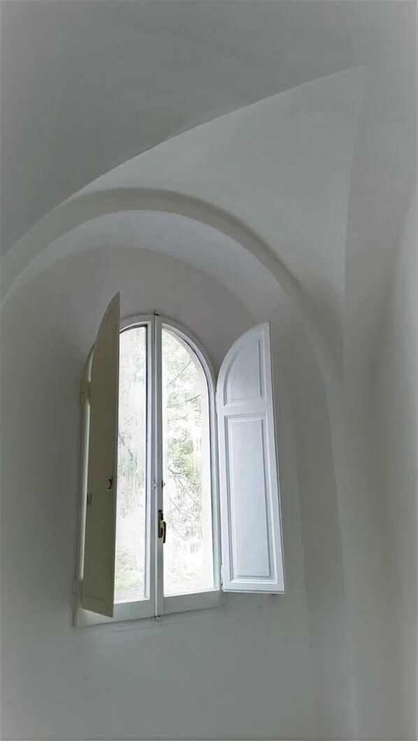 House | 2 bedrooms, free WiFi, bed sheets - 2-bed House in Rome Near Coliseum (Rome)