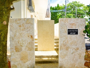 Exterior detail - Basic plan Nonsmoking condominium 1LDK up to 5 people OK2F / Kunigami-gun Okinawa (Kunigami-gun)
