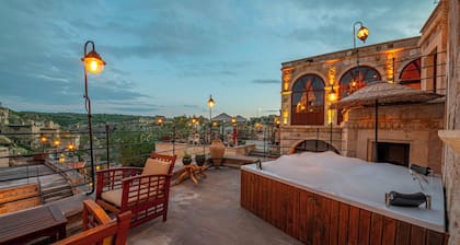 CAPP ROYAL CAVE HOTEL