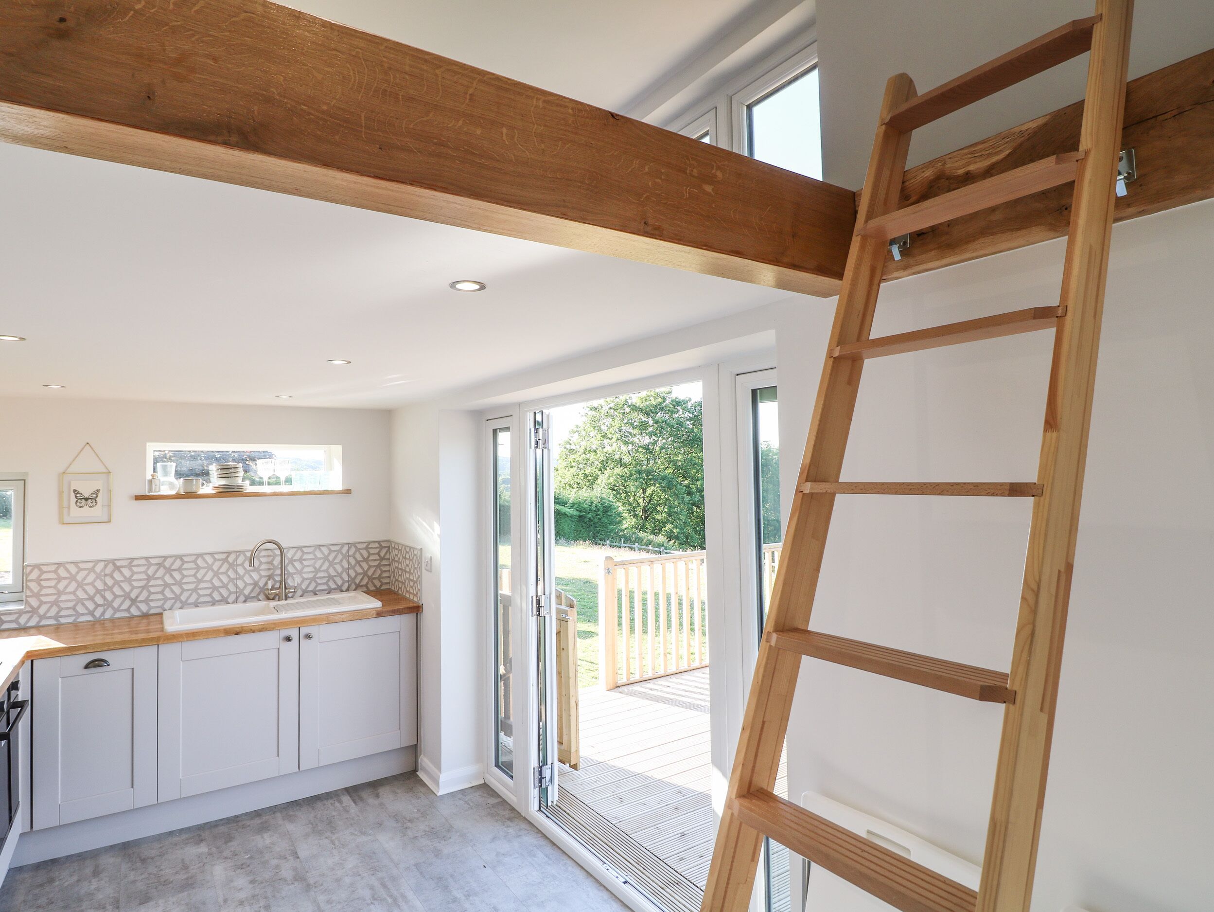 冰箱、洗碗机、电热水壶、厨具/餐具