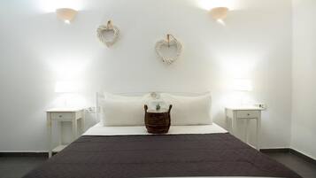 Superior-Dreibettzimmer, Meerblick | Hochwertige Bettwaren, Minibar, Zimmersafe, Verdunkelungsvorhänge