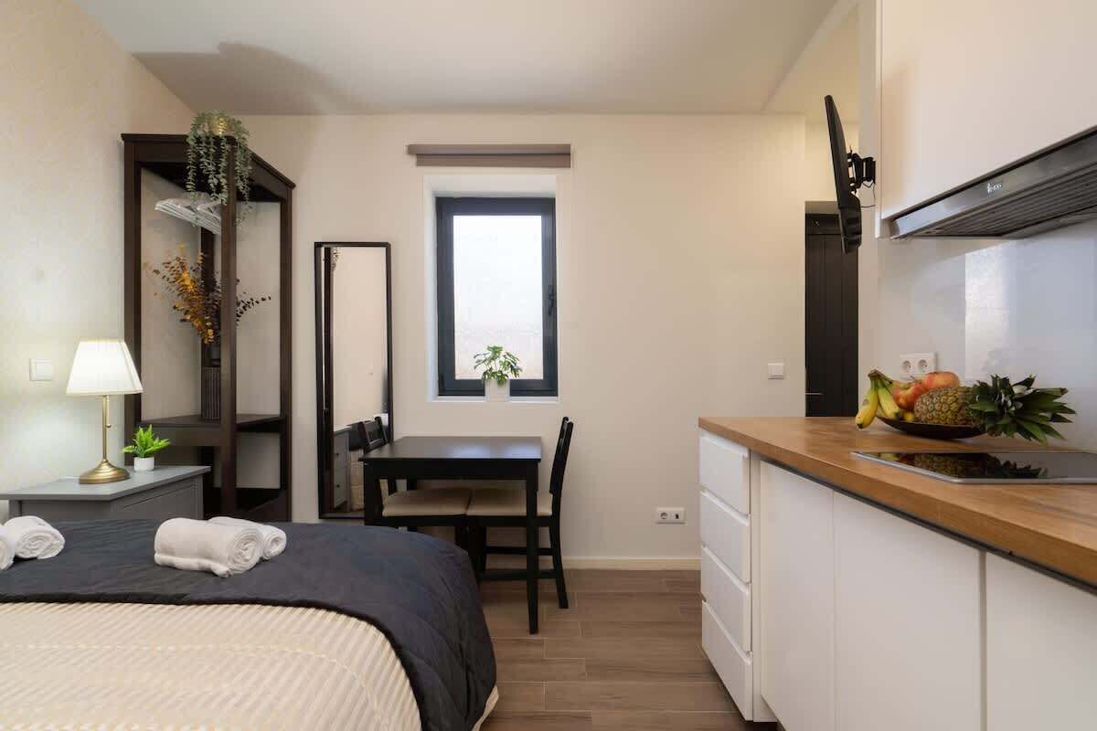 1 soverom, strykejern/-brett, reiseseng for barn og wi-fi