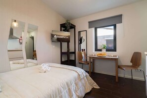 1 camera, ferro/asse da stiro, culla da viaggio, Wi-Fi