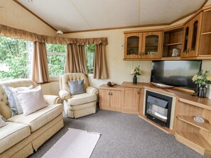 Living room - Grange Caravan (Llangollen)