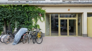 Unclassified image, 3 of 24, button - One-bedroom Apartment Aleje Ujazdowskie (Warsaw)