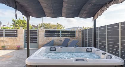 MD Residence near beach/ BBQ n private parking