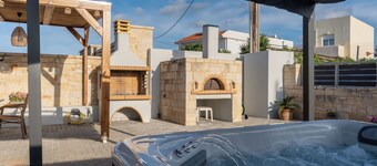 MD Residence near beach/ BBQ n private parking