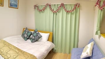 1 bedroom, desk, WiFi (free), bed sheets