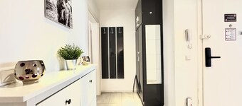 Nice 2 rooms near the main station