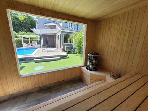 Izukogen  Natural hot spring with covered heated  / Ito Shizuoka