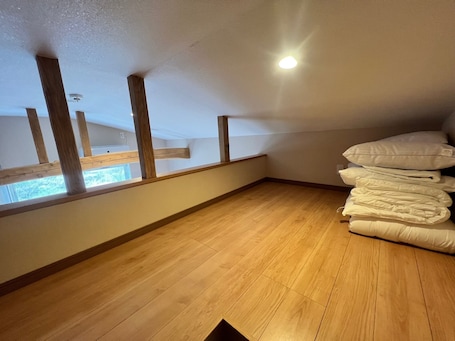 Interior. One building is rented away room without meals K / Minamitsuru-gun Yamanashi