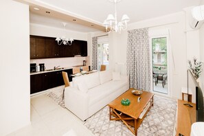 Deluxe Apartment, Multiple Bedrooms, Kitchen, City View | Living area - Best House Ellinos Stratiotou Ayia Patra (Patras)