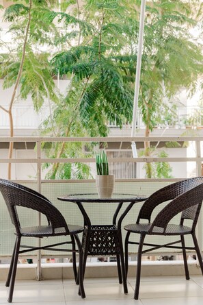 Deluxe Apartment, Multiple Bedrooms, Kitchen, City View | Balcony view