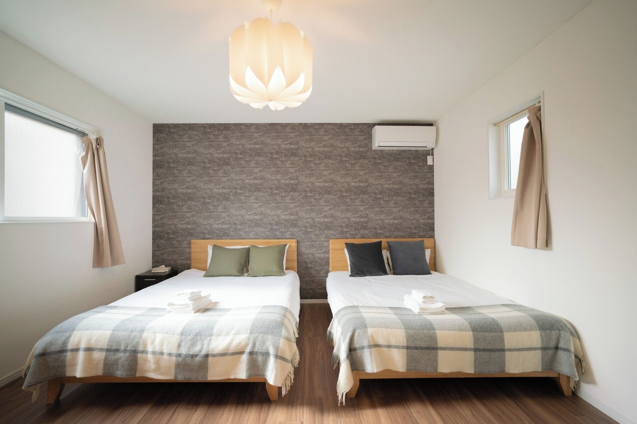 2 bedrooms, desk, free WiFi, bed sheets