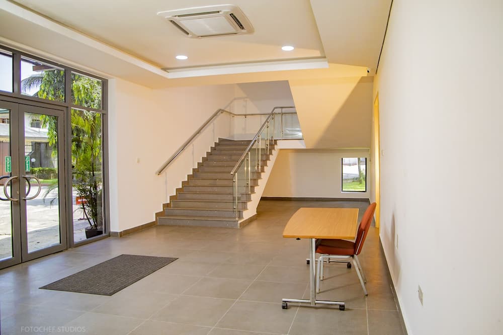 GENESIS JERSEY ESTATE