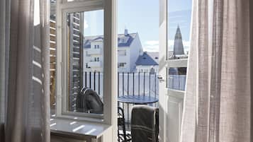 Apartament superior, 1 llit de matrimoni gran i sofà llit | Vista de la ciutat
