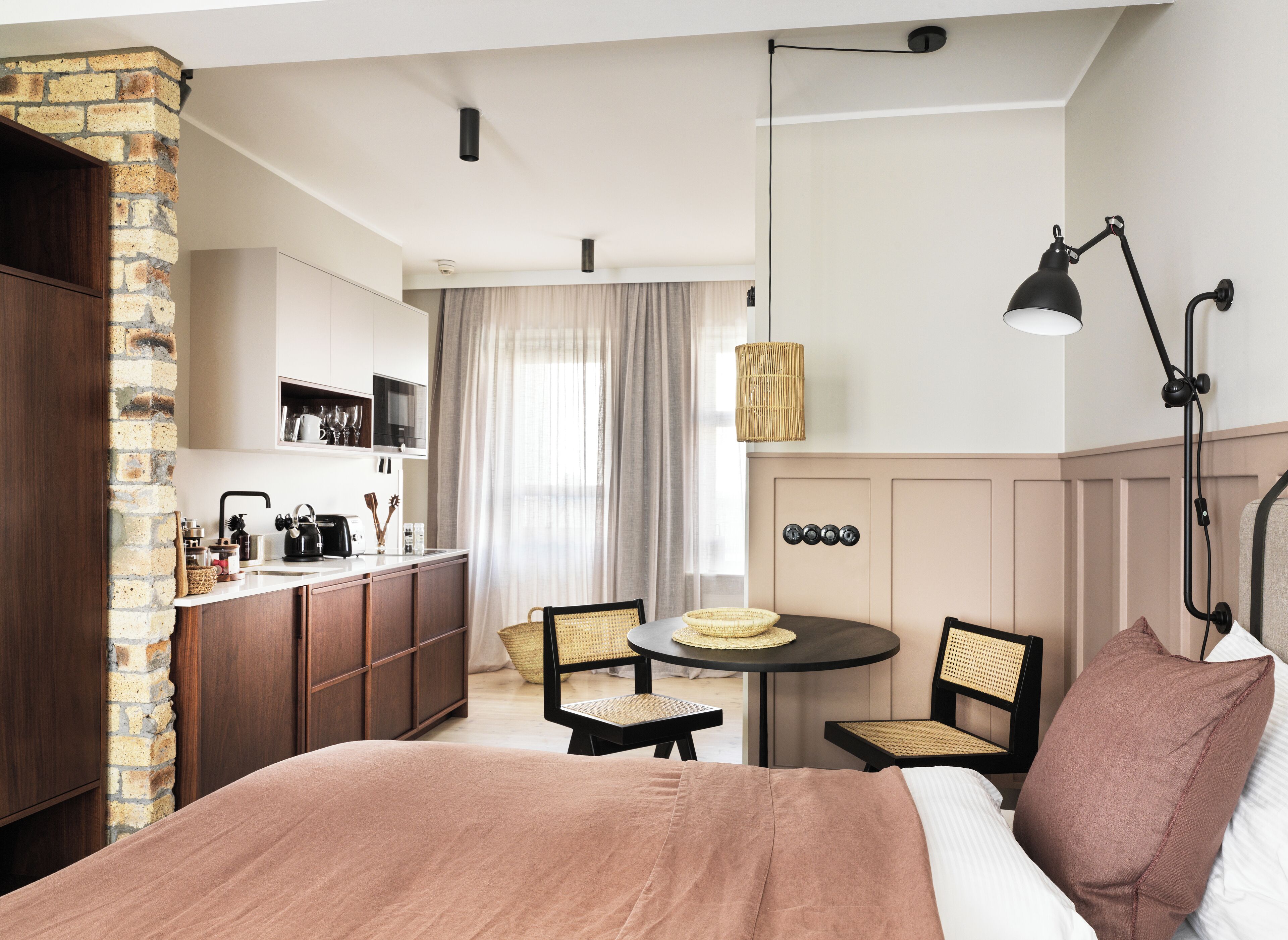 Deluxe-Studio, 1 Queen-Bett | Kostenloses WLAN, Bettwäsche