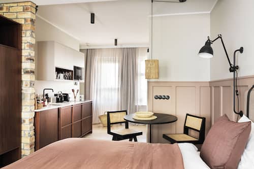 Deluxe studio, 1 queensize bed | Gratis wifi, beddengoed