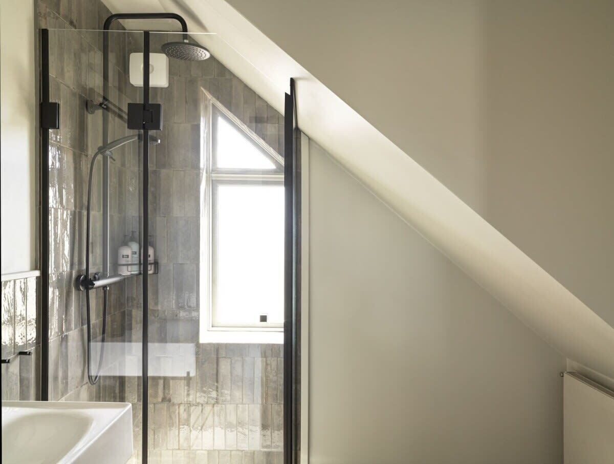 Appartamento Luxury, 1 letto king con divano letto | Bagno | Doccia, asciugacapelli, asciugamani, shampoo