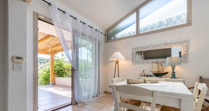 Ferienhaus 'Casa Vacanza Il Bouganville' mit Bergblick, Terrasse und WLAN