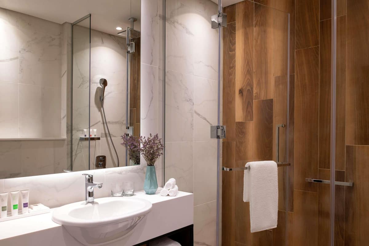 Swiss Signature One Bedroom Apartment | 1 bedroom, premium bedding, minibar, individually furnished