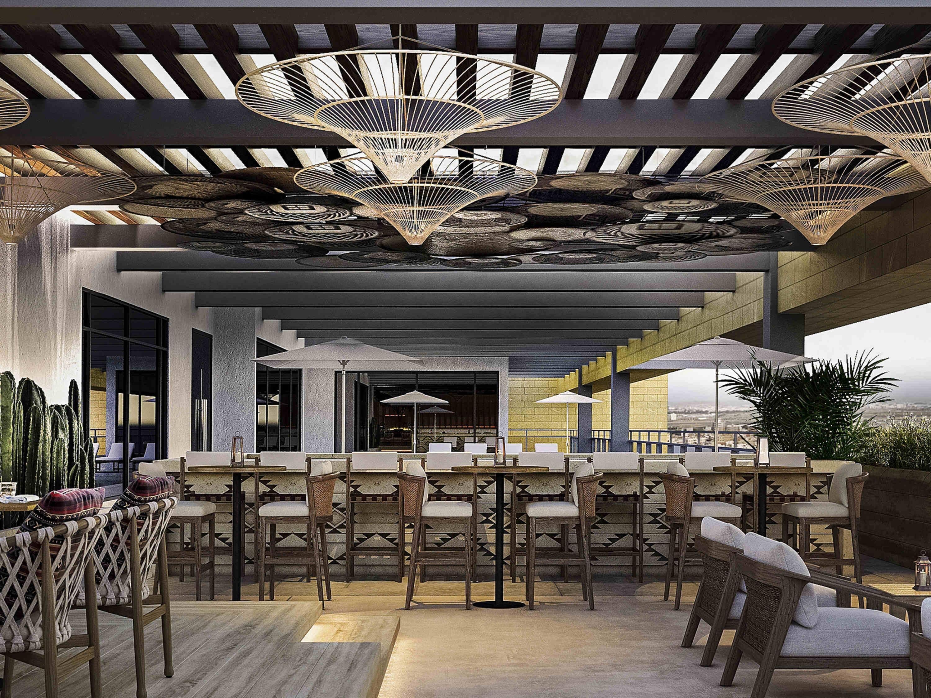 3 restaurants; dinner and brunch served 