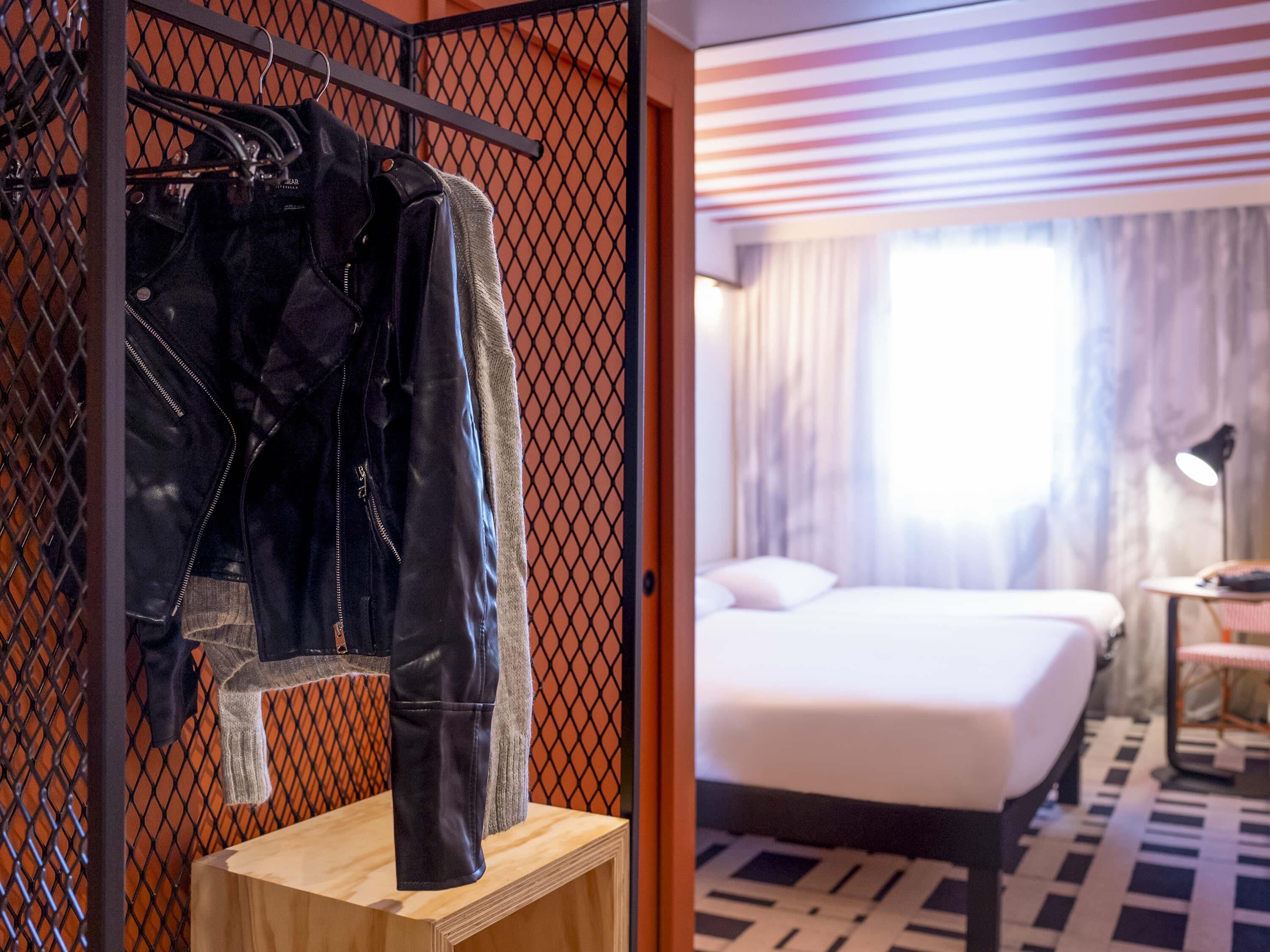 Phòng Tiêu chuẩn, 1 giường đôi | Bộ đồ giường kháng dị ứng, trang bị nội thất với thiết kế riêng biệt 