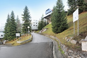 Property grounds - Apartment "Nives" with Mountain View, Indoor Pool and Wi-Fi (Marilleva 1400)